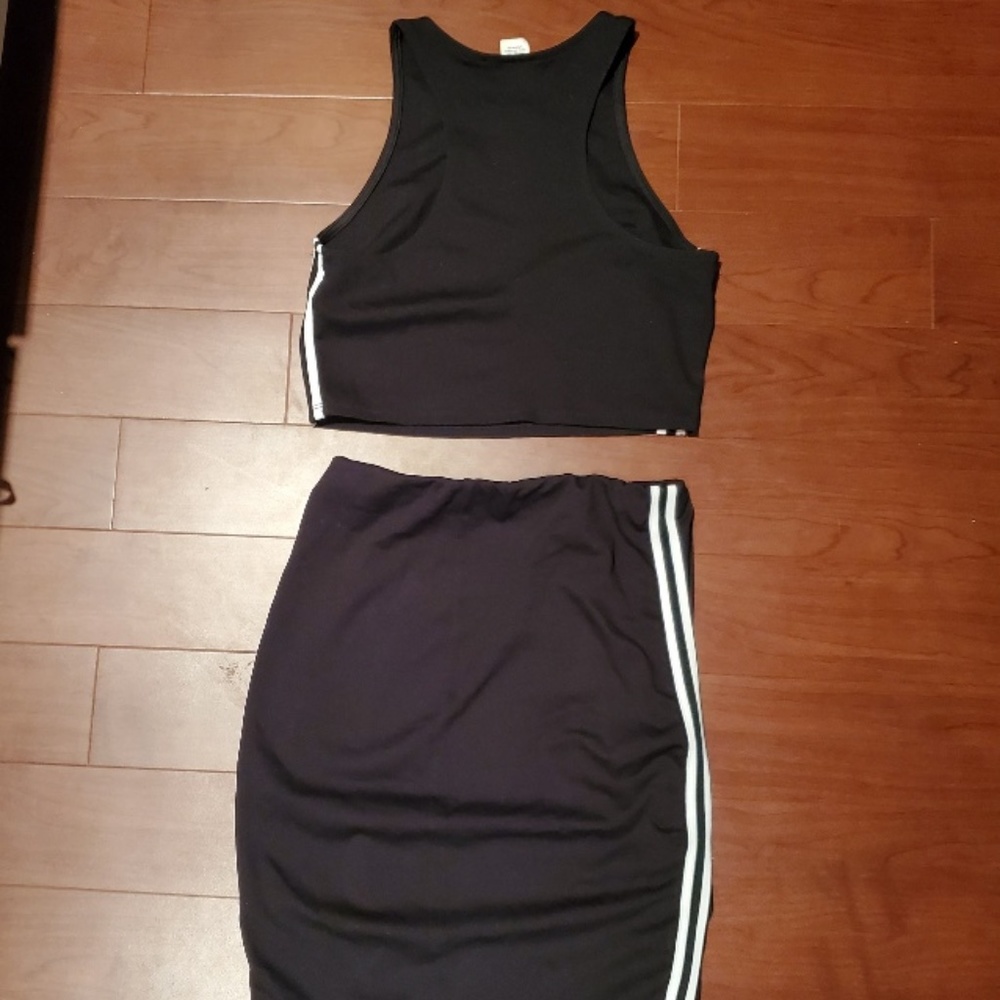 2 Piece Crop Top Matching Skirt